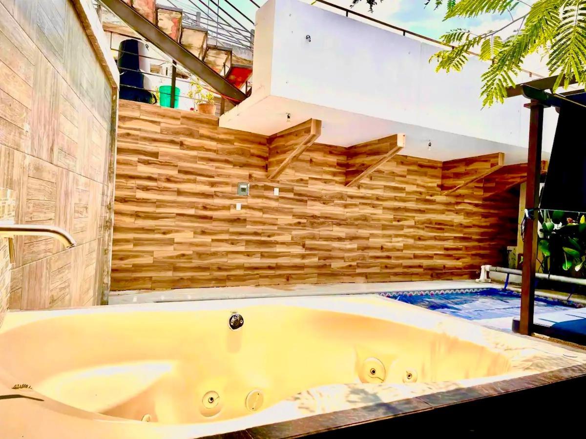 Apartmán Loft Arte Y Diseno, Terraza, Asador, 3 Pantallas "Cuernavaca Somos El Unico Airbn Que Te Ofrece 2 Exclusivos Jacuzzis Profesionales Con Agua Caliente Y Sistema De Hidromasaje, Tipo Spa" Fraccionamiento Vigilancia 24 Horas Exteriér fotografie