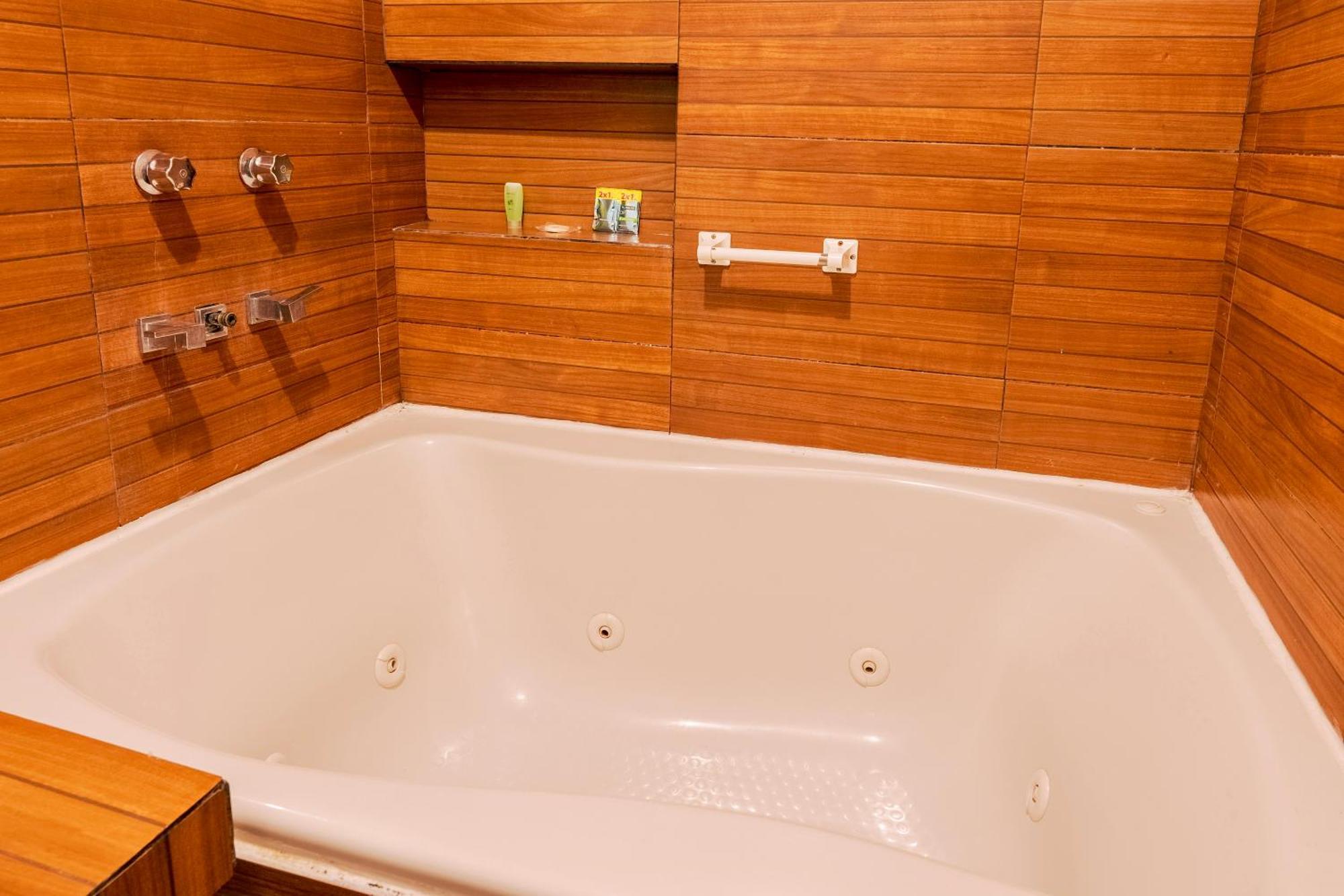 Loft Arte Y Diseno Alberca Climatizada, Amenidades Y Lujo, Terraza Privada Con Asador De Carbon, Cuernavaca Somos Los Unicos Que Te Ofrecemos Para Tu Uso Personal Y Exclusivo 2 Jacuzzis Con Agua Caliente Y Sistema De Hidromasaje Tipo Spa Exteriér fotografie
