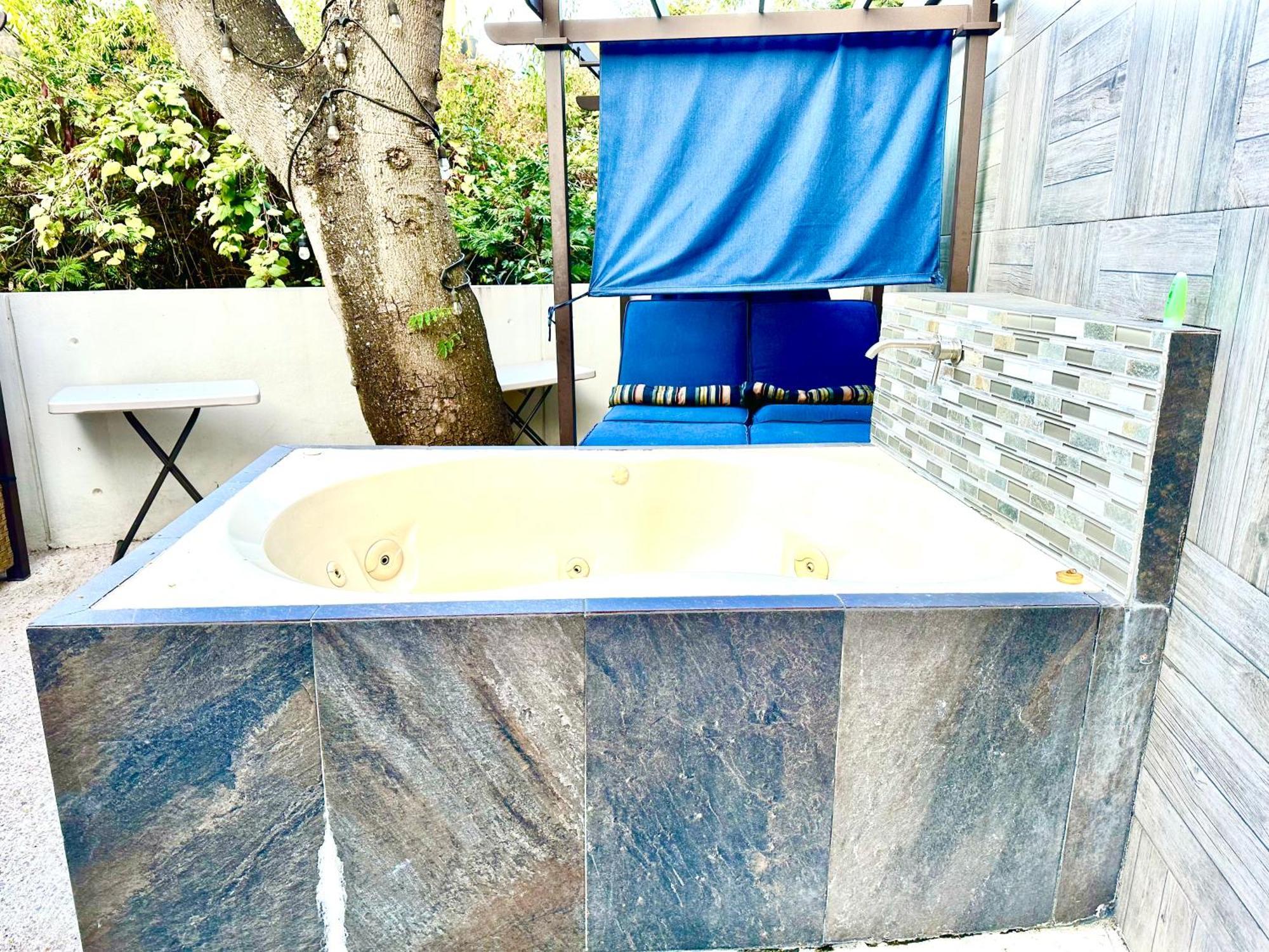 Loft Arte Y Diseno Alberca Climatizada, Amenidades Y Lujo, Terraza Privada Con Asador De Carbon, Cuernavaca Somos Los Unicos Que Te Ofrecemos Para Tu Uso Personal Y Exclusivo 2 Jacuzzis Con Agua Caliente Y Sistema De Hidromasaje Tipo Spa Exteriér fotografie